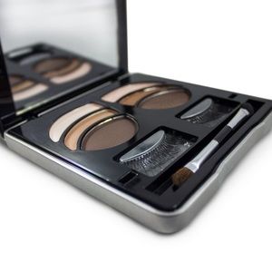 Lashing out. Girls day out